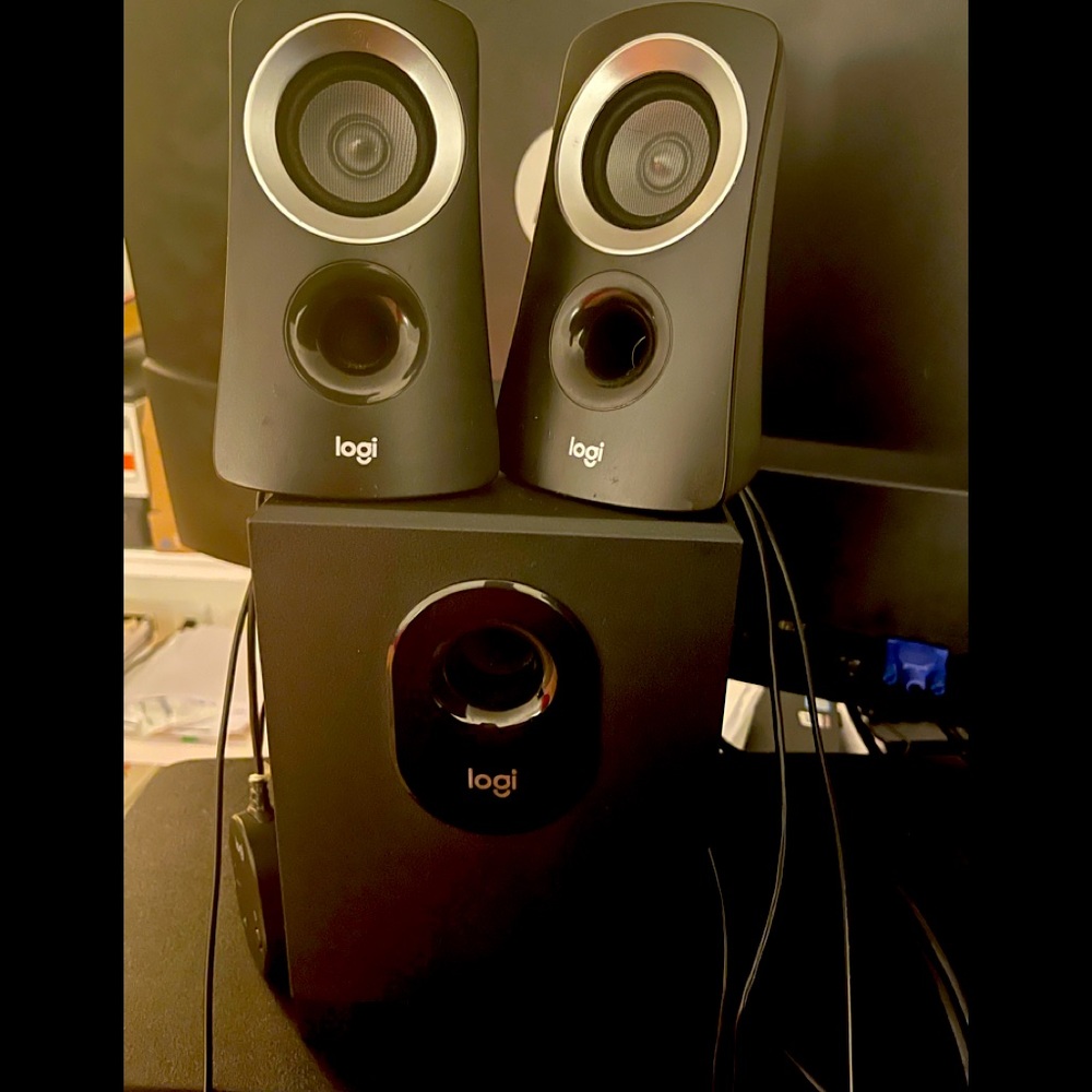 🔥🔥Logitech computer speakers with subwoofer box🔥🔥